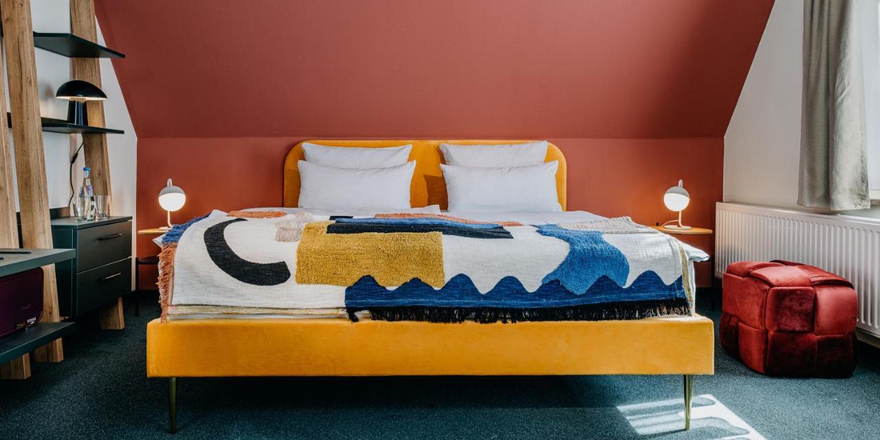 Boutique-Hotel Zur Alten Post - Stammhaus ビューズム エクステリア 写真